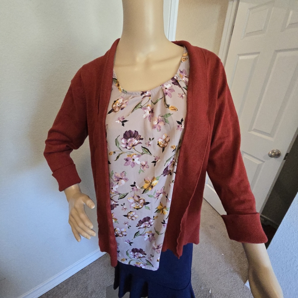 Women's cardigan rust color size L